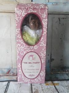 lot 168 image: 14 PORCELAIN DOLL LASTING IMPRESSIONS D-112 , THE BIG PARTY AMY, IN ORIGINAL BOX&nbsp&nbsp