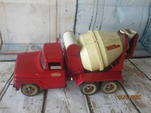 lot 169 image: VINTAGE 1960S RED&nbsp METAL TONKA CEMENT MIXER TRUCK&nbsp