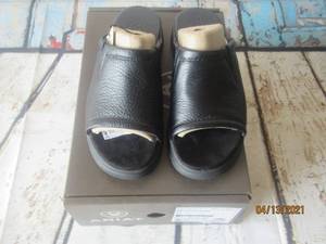 lot 181 image: DUO&nbsp ARIAT WOMENS BRIDGEPORT SANDALS BLACK SIZE 7