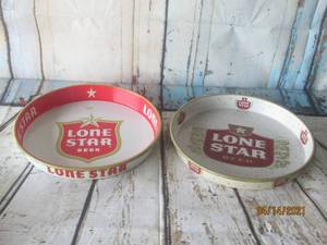 lot 219 image: 2 VINTAGE LONE STAR BEER TRAYS 1981 BOTH 13 DIA