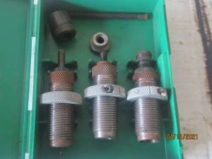 lot 222 image: RCBS RELOADING DIES 20509&nbsp&nbsp- 3 DIE&nbsp CARBIDE SET&nbsp 9MM LUGER&nbsp SHELL HOLDER # 16&nbsp