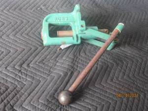 lot 270 image: RCBS&nbsp ROCKCHUCKER II RELOADING PRESS
