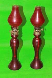 lot 36 image: TOTAL OF 2 VINTAGE RED OIL LAMPS 13.5 H