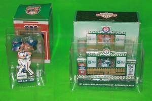 lot 59 image: TEXAS RANGER 1ST AMERICAN LEAGUE PENNANT SCOREBOARD & TEXAS RANGER PENNANT MOLINA FELIZ BOBBLEHEAD