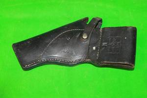 lot 71 image: BELT SLIDE INC, LEATHER HOLSTER