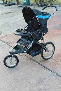 lot 10 image: BABY TREND EXPEDITION JOGGER  STROLLER