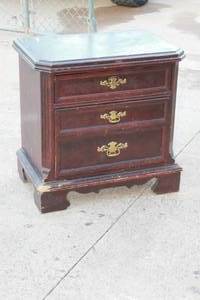 lot 11 image: BASSETT 2-DRAWER NIGHT STAND WITH BRASS HANDLES