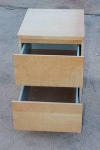 lot 12 image: 2- DRAWER WOOD NIGHT STAND