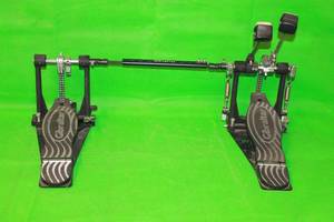 lot 102 image: GIBRALTAR DOUBLE BASS DRUM PEDALS