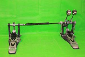 lot 103 image: PEARL DOUBLE BASS DRUM PEDALS