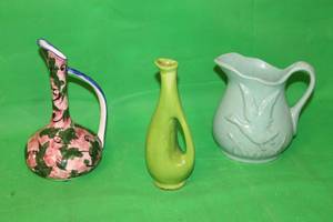 lot 145 image: TOTAL OF 3 VINTAGE PITCHERS