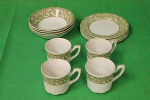 lot 175 image: TOTAL OF 12 PC 4 PERSON SETTING ROYAL STAFFORDSHIRE VICTORIA IRON STONE BY J&G MEAKIN ENGLAND
