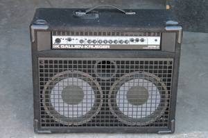 lot 242 image: GALLIEN-KRUEGER 400 RB III  HI-CURRENT BASS AMPLIFIER