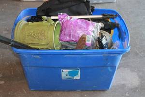 lot 264 image: MISC LOT SEE PICS TOTE INCLUDED