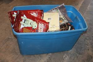 lot 265 image: MISC LOT SEE PICS TOTE INCLUDED