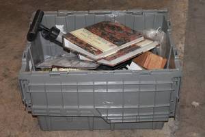 lot 267 image: MISC LOT SEE PICS TOTE INCLUDED