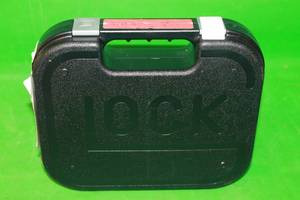 lot 24 image: CABELA GLOCK 21SI PISTOL CASE WITH FOAM INSERT