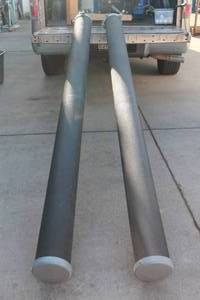lot 4 image: 2 ROOF RACK MOUNT ROD PODS WITH LOCKS AND KEYS 9 LONG