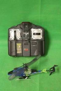 lot 104 image: AIR HOGS 42288 HRVOC HELICOPTER AND REMOTE