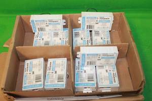 lot 144 image: 11 PHILIPS ADVANCE SMRTMATE ELECTRONIC BALLAST
