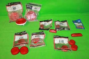 lot 149 image: 15 TRUCK LITE ASSORTED RED MARKER CLEARENCE LIGHTS
