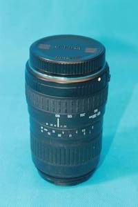 lot 253 image: SIGMA ZOOM 100-300MM CAMERA LENS