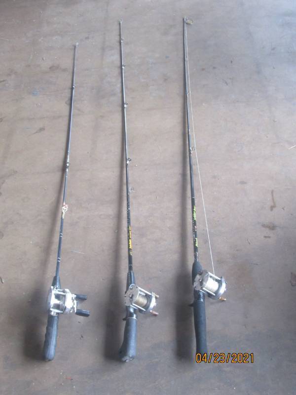 3 FISHING RODS WITH REELS SHAKESPEARE SYNERGY CLASSIC,BASS PRO SHOP UNCLE  BUCKS CRAPPIE ROD ,DAIWA, W.L.A.R WAREHOUSE LIQUIDATION AUCTION ***HALTOM  CITY***