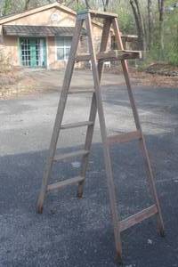 lot 68 image: 70.5  H WOOD LADDER