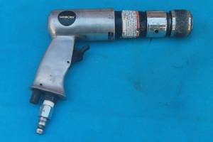 lot 76 image: SANBORN HEAVY DUTY PNEUMATIC AIR IMPACT HAMMER PO24-0227SN