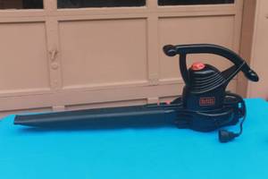 lot 119 image: BLACK & DECKER BV3100 TYPE 1 BLOWER VACUUM