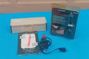 lot 194 image: TOTAL OF 2 ELECTRIC  STYLUS ENGRAVING TOOL