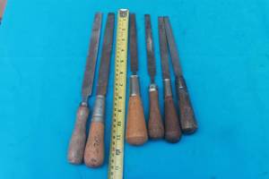lot 202 image: TOTAL OF 6 WOOD HANDLE FILES , ASSORTED BRANDS , 11 & 13 