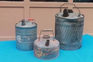 lot 222 image: TOTAL OF 3 VINTAGE OIL GAS CANS