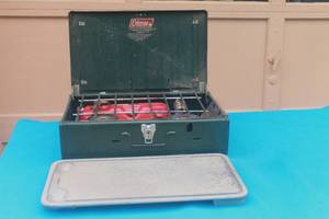 lot 225 image: VINTAGE 1980S COLEMAN 425F, 2- BURNER CAMP STOVE WITH COLEMAN TOASTER GRIDDLE BOILER