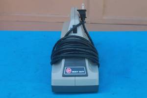 lot 233 image: HOOVER HEAVY DUTY  BRUSH VACUUM CLEANER S1083-100