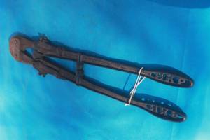 lot 275 image: BOSTONS OIL JOINTS PORTERS NEW EASY BOLT  CUTTER