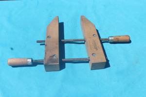 lot 298 image: JORGENSEN WOOD CLAMP