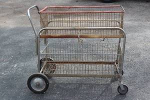 lot 334 image: DOUBLE BASKET ROLLING CART