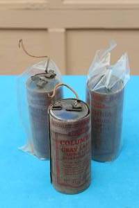 lot 335 image: 3 ANTIQUE EVEREADY COLUMBIA GRAY LABEL LONG LIFE TELEPHONE CELLS