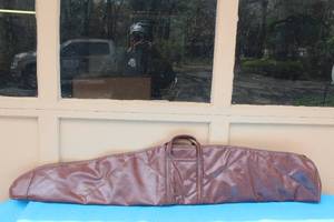 lot 353 image: VINTAGE STRAIGHT SHOOTER LEATHER RIFLE BAG 48 LONG
