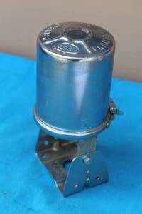 lot 365 image: FRANTZ OIL CLEANER