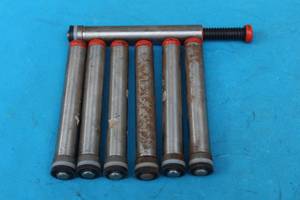 lot 373 image: 7  VINTAGE  SOCKET SHOULDER SCREWS