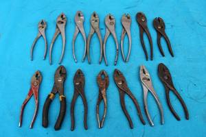 lot 381 image: 15 PAIR OF PLIERS