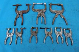 lot 385 image: 9 SQUEEZE ACTION CLAMPS 4 AND 8
