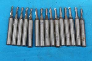lot 388 image: 15 TOOLMASTER SPIRAL END ROUTER BITS 516 070-1032