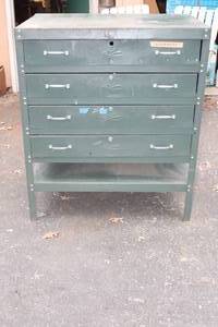lot 391 image: POLLARD CHICAGO METAL 4 DRAWER TOOL DRESSER