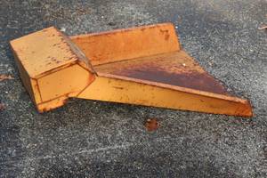 lot 394 image: VINTAGE HOPPER CHUTE