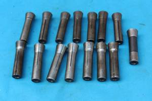 lot 440 image: LOT OF 15 STEEL R8 COLLETS