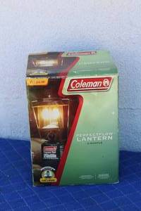 lot 43 image: COLEMAN PROPANE PERFECT LOW LANTERN 2-MANTLE ,IN ORIGINAL BOX