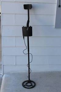 lot 58 image: TRACKER IV BOUNTY HUNTER METAL DETECTOR